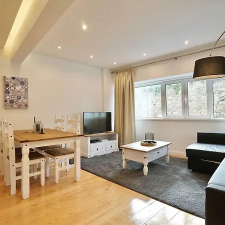 Apartment Stunning Graca Riverview Flat *